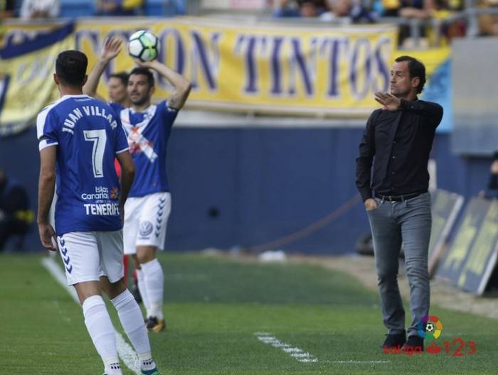 Joseba Etxeberria entrenatzaile kargutik kendu du Tenerifek