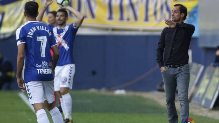 Joseba Etxeberria entrenatzaile kargutik kendu du Tenerifek