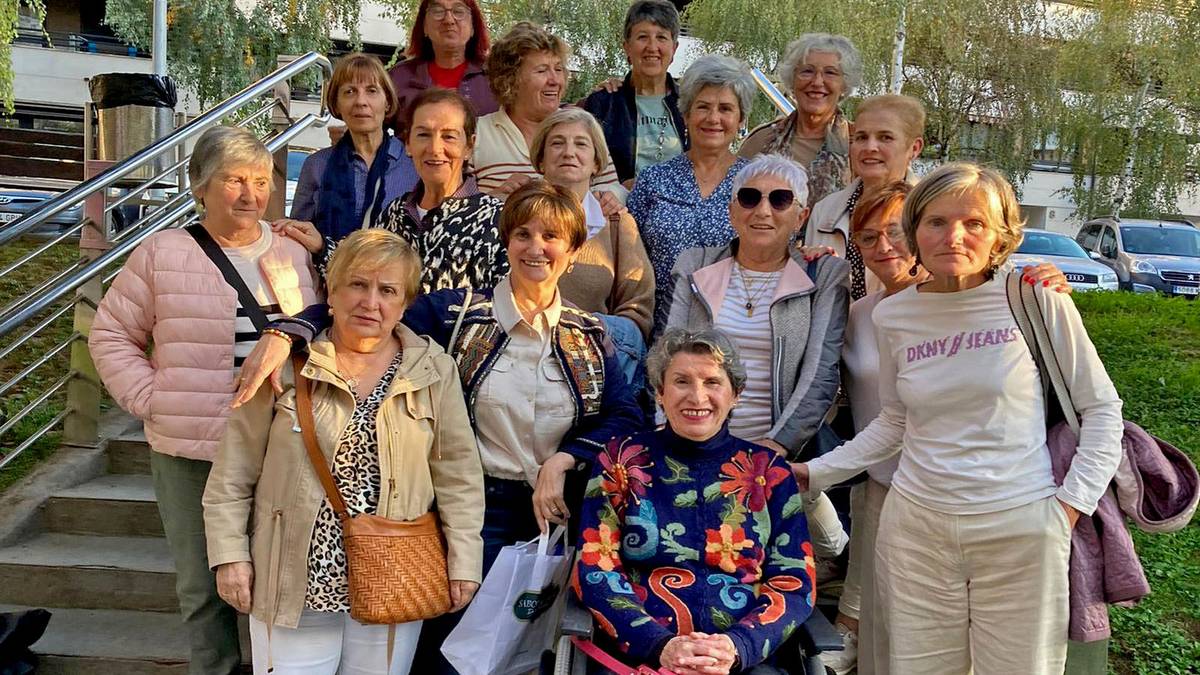 Haizea emakume taldekoek azaroaren 5ean egingo duten batzarrera deitu dituzte herritarrak