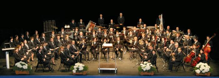 76 musikarik osatzen dute Bergarako Udal Musika Banda.