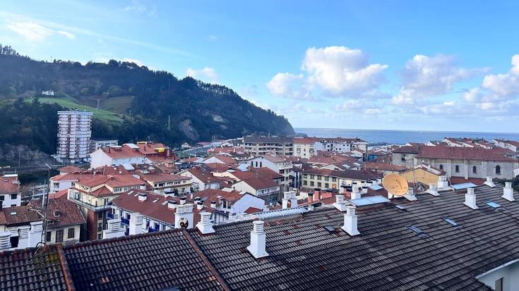 Udalerria etxebizitza-merkatuaren gune tentsionatu izendatzeko prozesua bultzatu du Udalak