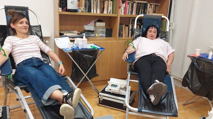 38 lagun, 32 odol poltsa eta 3 emaile berri