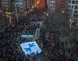 Autobusa antolatu dute larunbatean Sarek Bilbon egingo duen manifestaziora joateko