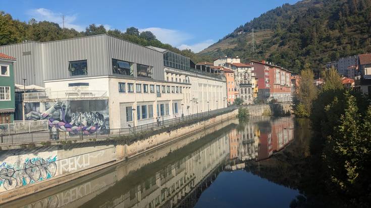 Kirol ikastaroetako erreserbak kudeatzeko aplikazioa atera du Arane Udal Kiroldegiak