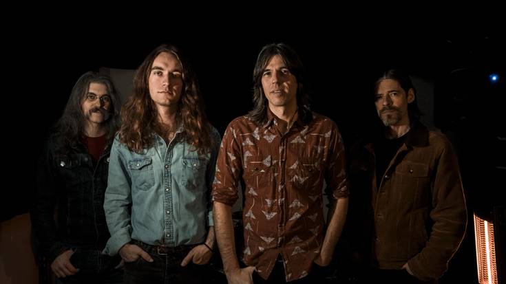 Sugramas taldeak bi kantuz osatutako 'Black Storm saioak' lana kaleratu du