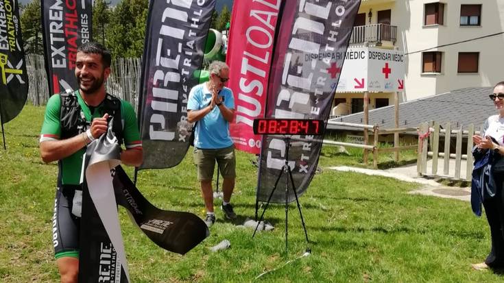 Iraitz Ferreira mendaroarrak hirugarren egin du Pirene Xtrem triatloi erdian