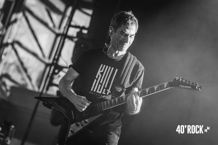 Loreleiren eta Gorosabelen bakarkako diskoko kantek osatuko dute, batik bat, biharko kontzertua