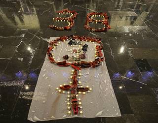 Azaroaren 25eko elkarretaratzeak eta manifestazioa, irudietan