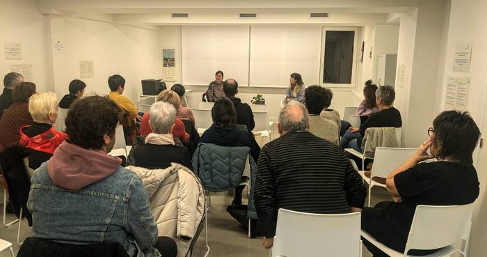 Euskarazko irakurle taldearen saio irekia gaur, Blues Hotsak jaialdiaren baitan, Oihane Amantegi idazlearekin