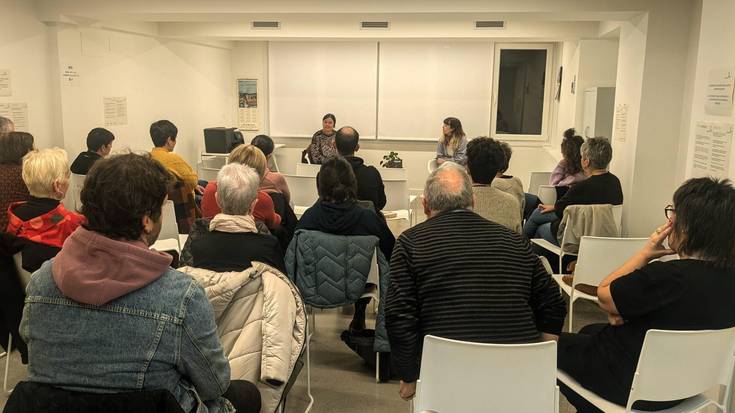 Euskarazko irakurle taldearen saio irekia gaur, Blues Hotsak jaialdiaren baitan, Oihane Amantegi idazlearekin