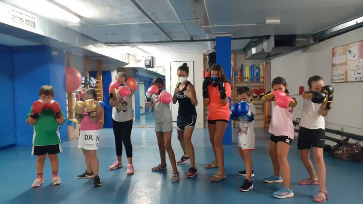 Boxeo eskolak abian