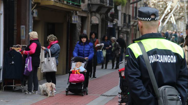 Lapurreten gaia aztergai Euskadi Irratian