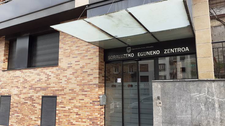 Eguneko zentroa itxita