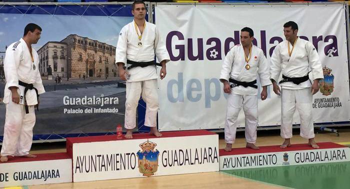 Egoitz Morak irabazi du Espainiako beteranoen judo txapelketa
