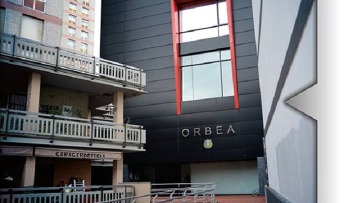 Eibarko Orbea kiroldegiko igerilekua erabiltzeko aukera izango dute Udal Kirol Patronatuko abonatuek