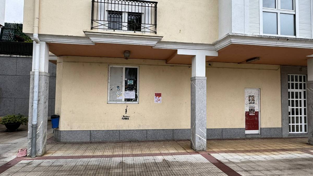Abian dira Arteiz kaleko 8. zenbakian dagoen lokalaren eraberritze lanak
