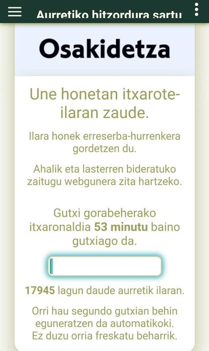 Osakidetzak itxarote-ilara birtualak ezarri ditu txertatzeko hitzordua hartu nahi duten gazteentzako, webgune bidez hartzeko arazoak dituztela-eta