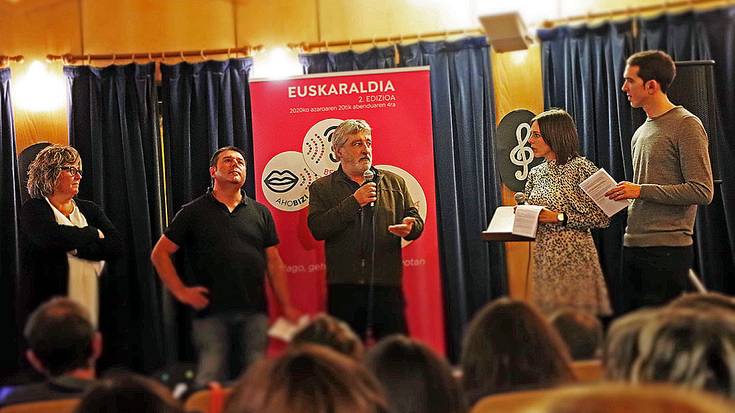 Euskaraldiaren bigarren edizioa Elgoibarko entitateetan aurkezteko prest dauden lagunak behar dituzte