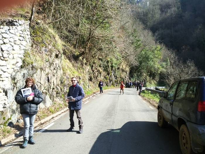 Ipar euskal herritarrak eta frantsesak Karakate bisitatzen