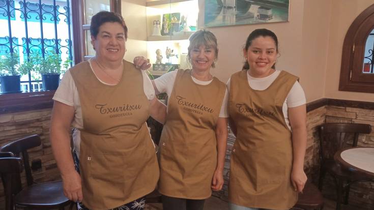 Txuritxu Gozotegia, 40 urte herritarrak goxatzen