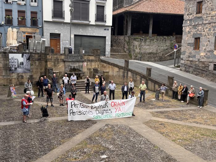 “Agintarien eta instituzioen itxurakeria” salatuko dute pentsionisten mundu mailako kongresuan