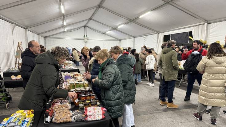 Erosleek aprobetxatu zituzten Lokal Friday azokako eskaintzak