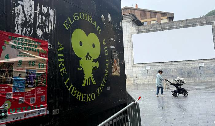 Lau filma emango dituzte plazan aire libreko zine emanaldien barruan