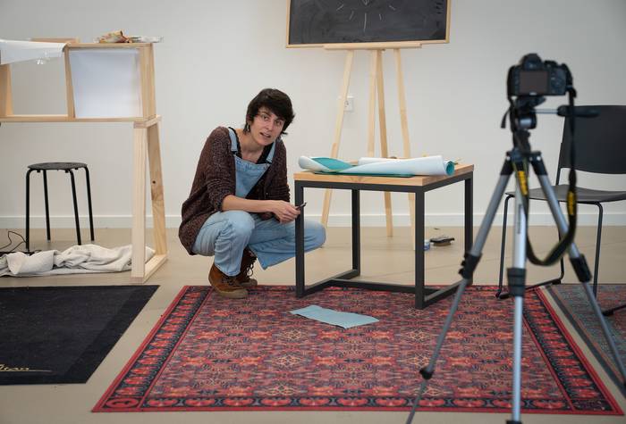 'HhahH: Denboraren albuma' familia antzerkia