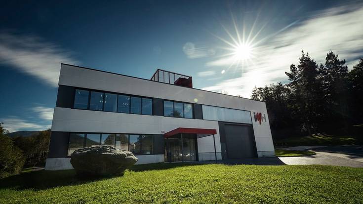 IMHko Ingeniaritza Dualaren Eskolak baimen ofiziala eskuratu du udazkenean abiatuko dituen hiru titulutarako