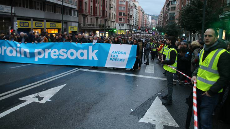 Soraluzetarrak ere Bilbon izan ziren presoen eskubideen alde 