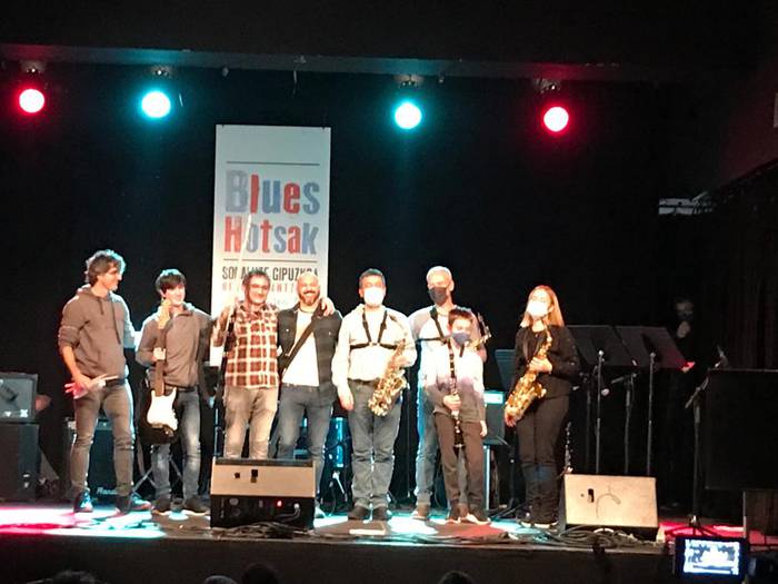Musika Eskolako Konboak BLUES HOTSAK Festibalean