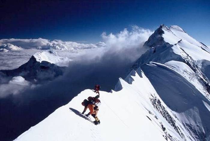 Shisha Pangma, 8.027 metro.