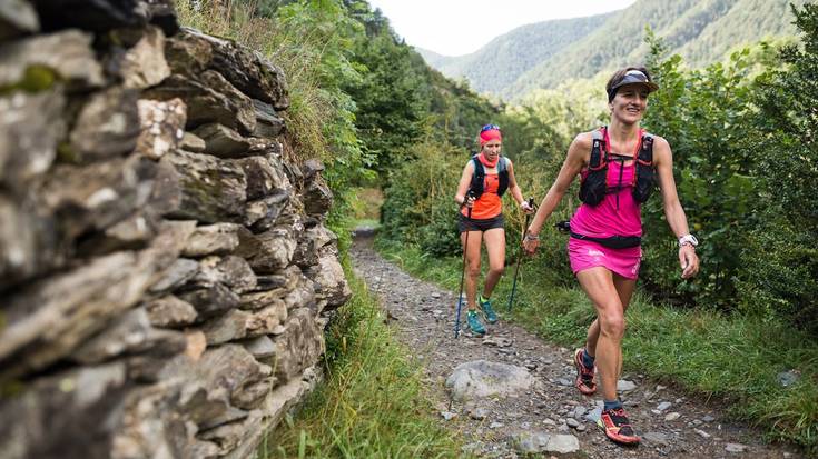 Pyrenees Stage Run bikotekako lasterketa irabazi du Ainhoa Lendinezek Igone Camposekin batera
