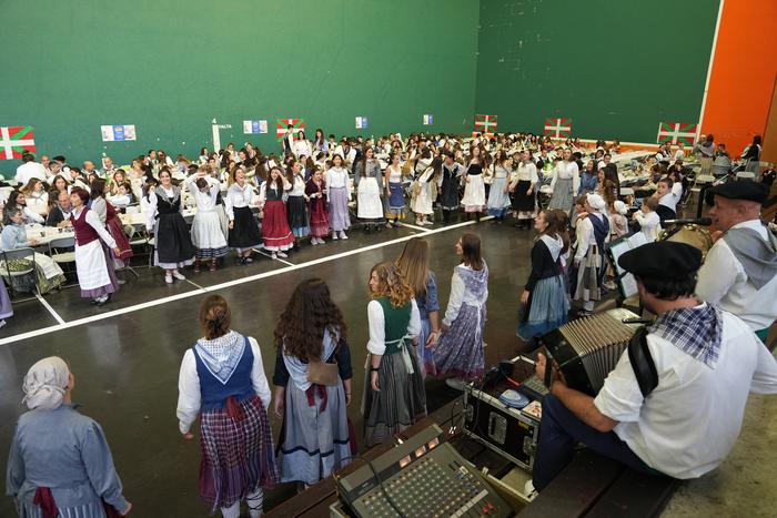 Festa giroan murgilduko da Deba asteburuan, Euskal Jaia ospatzeko