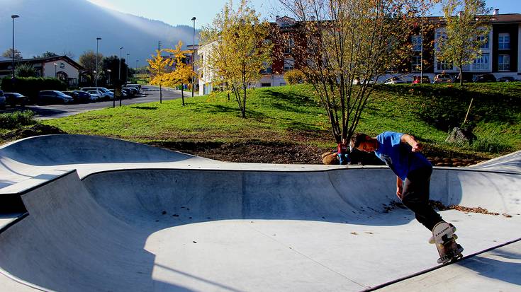 Goi mailako patinatzaileek eskainiko duten saioarekin inauguratuko dute Elgoibarko Skatepark berria