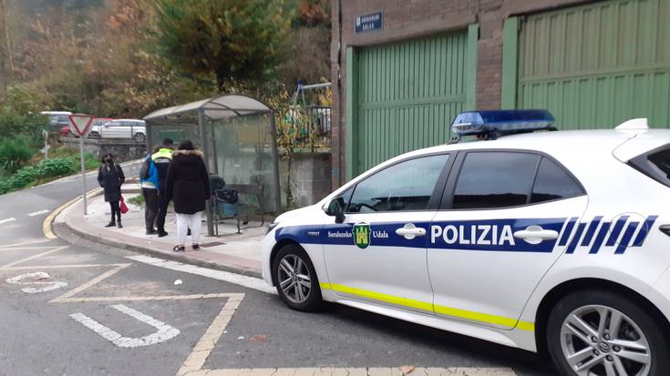 Gazte bat atxilotu dute, etxe batera sartzen ahalegindu izanaz akusatuta