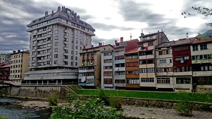 Herriko etxebizitzen fatxadak eraberritzeko 75.000 euro jarriko ditu Elgoibarko Udalak