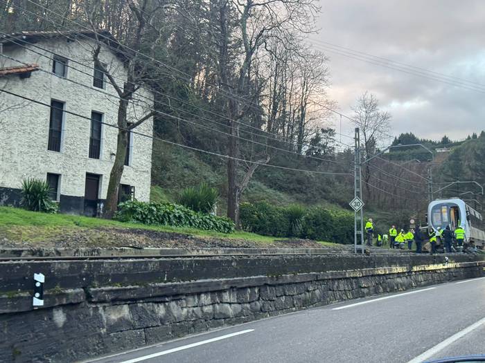 Martxan da berriro ere Euskotrenen tren zerbitzua