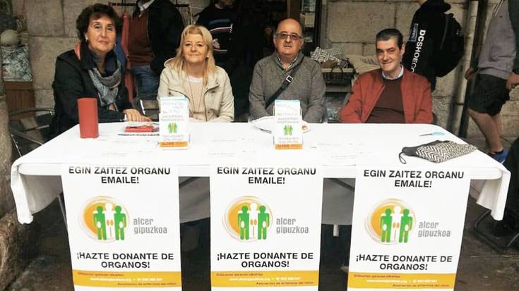 Organo emaileei buruzko informazio mahaiak zapatuan, Kalegoen plazan