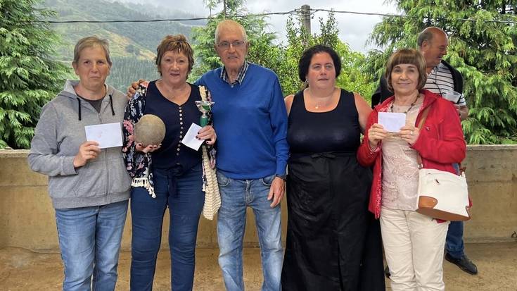 Ana Mari Eguren garaile emakumezkoen bola premioan