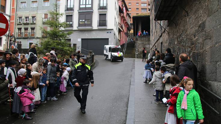Mari Domingi eta Olentzeroren etorrera 