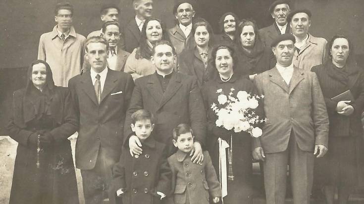 Jose Luis Aranburu eta Felisa Zenarruzabeitiaren ezkontza