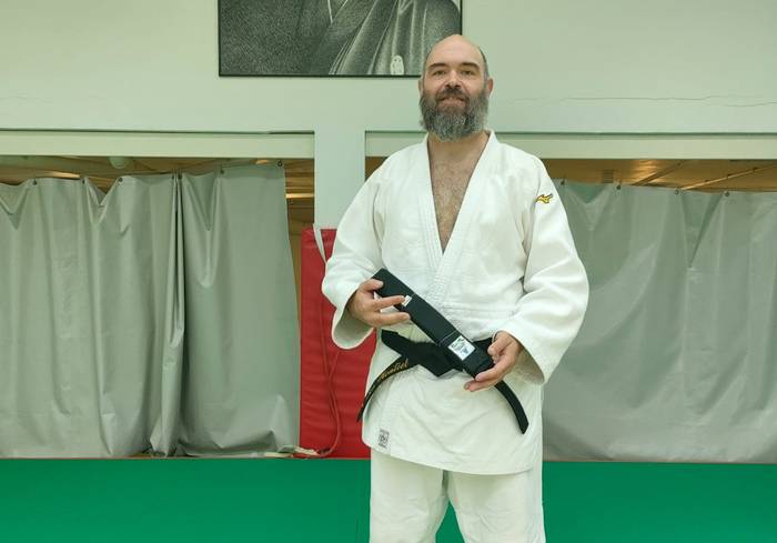 Jon Montiel judokak lehenengo saiakeran eskuratu du hirugarren Dan maila