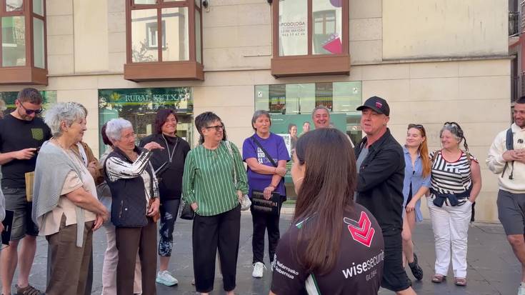 “Aspaldiko Ermua” ezagutzeko irteera egin zuten asteazkenean