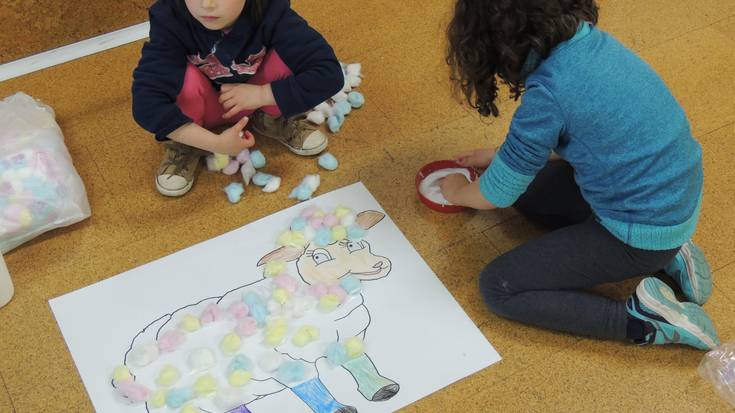 Lan-deialdia ludotekako bi hezitzaile kontratatzeko