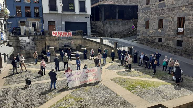 Pentsioen aldeko "mobilizazio handia" izango da maiatzaren amaieran