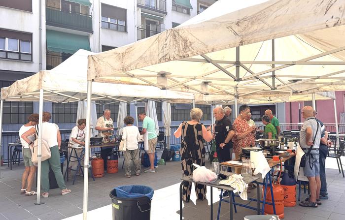Paella jana eta hiru eguneko irteera antolatu dituzte Itxaropena elkartean