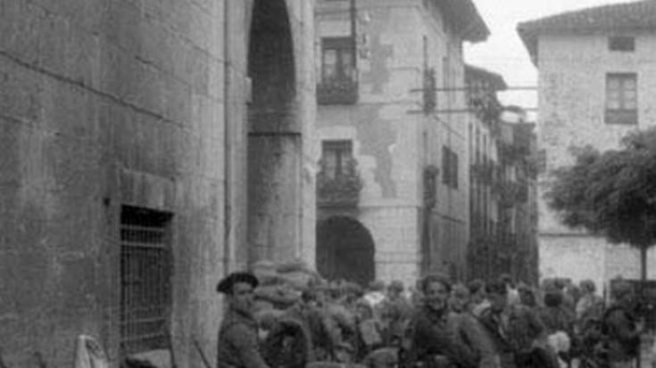 1936ko irailaren 21ean Faxistak Elgoibarren sartu zireneko argazkiak