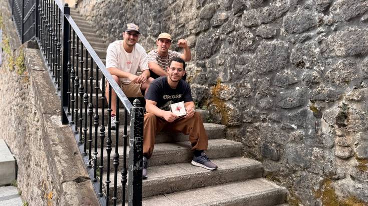 "Rap klasikoaren sustraiak ditu diskoak, baina gure erara moldatuta; gure esentzia du"