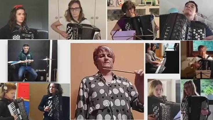 Sustrai Akordeoi Taldeak herritarrei eskaini die 'Txoria txori' abestiaren bertsioa